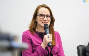 32628028552_1631ef8fe9_z-640x400